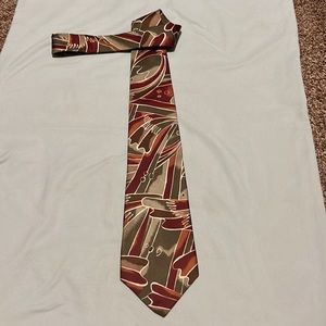 Woodward abstract 100% silk tie